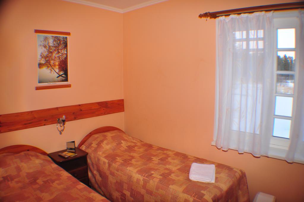 Guesthouse Leiputrija Ādaži エクステリア 写真