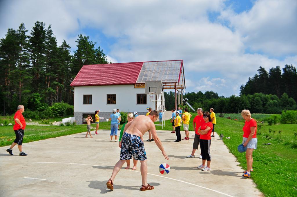 Guesthouse Leiputrija Ādaži エクステリア 写真