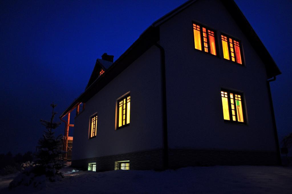 Guesthouse Leiputrija Ādaži エクステリア 写真