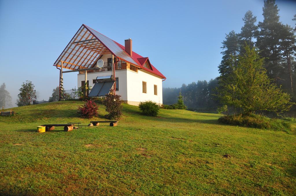 Guesthouse Leiputrija Ādaži エクステリア 写真