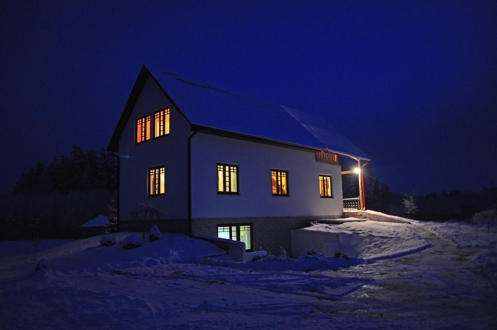 Guesthouse Leiputrija Ādaži エクステリア 写真
