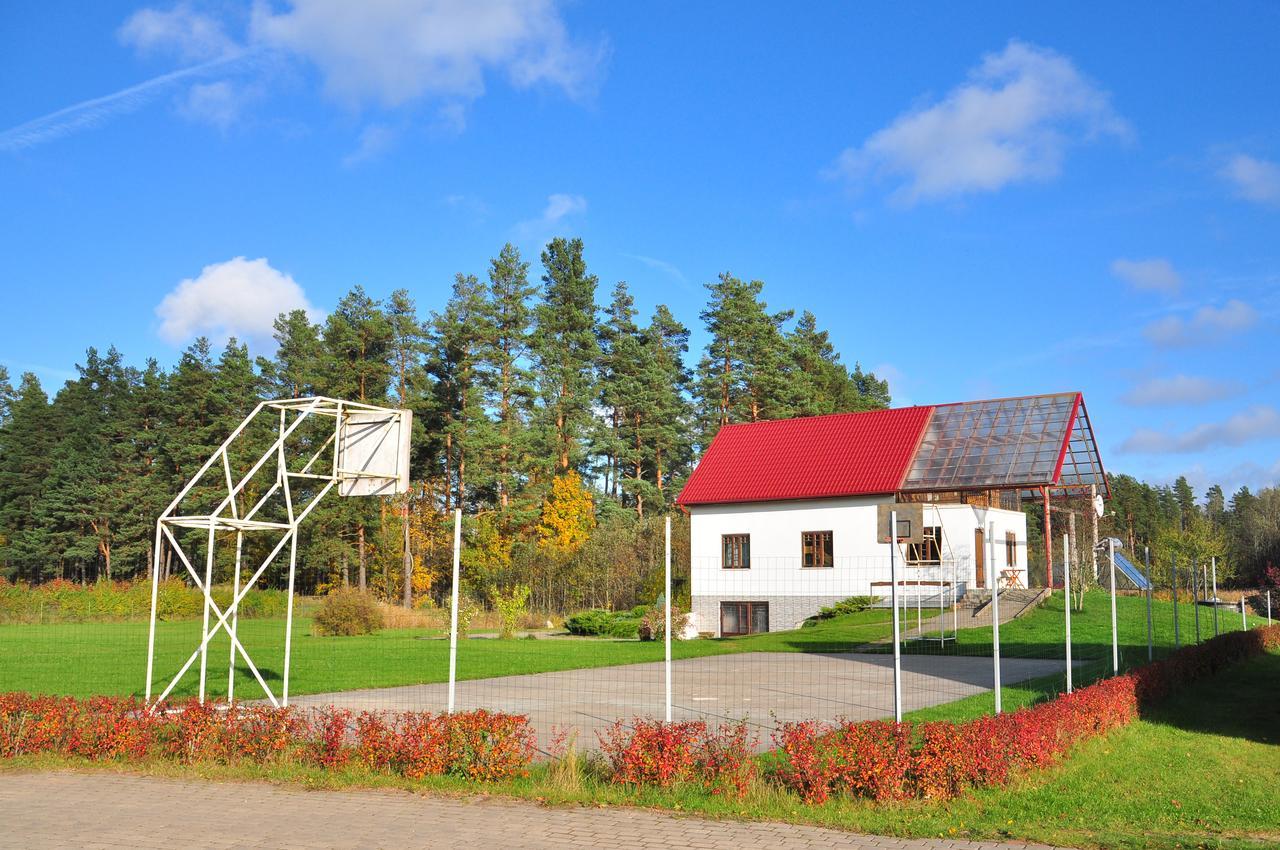 Guesthouse Leiputrija Ādaži エクステリア 写真