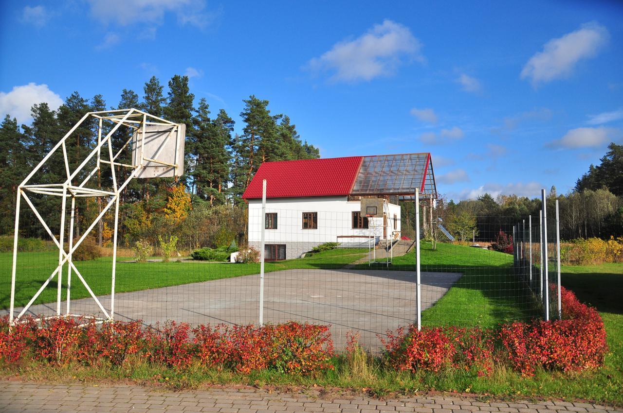 Guesthouse Leiputrija Ādaži エクステリア 写真