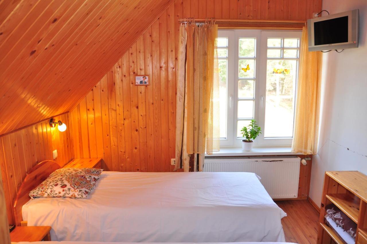 Guesthouse Leiputrija Ādaži エクステリア 写真