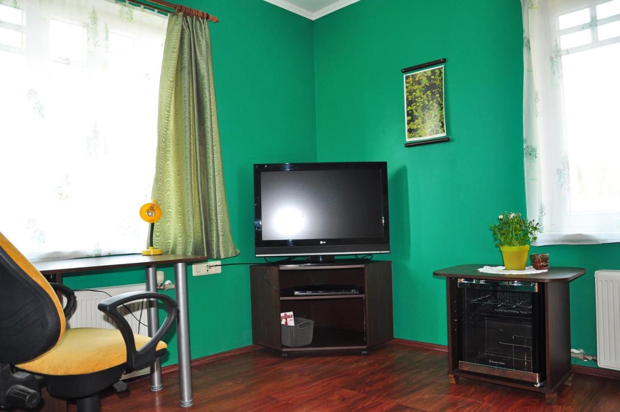 Guesthouse Leiputrija Ādaži エクステリア 写真