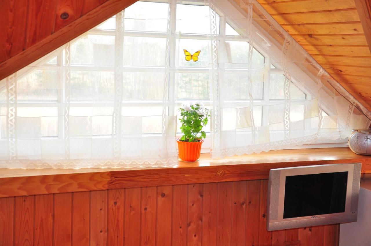 Guesthouse Leiputrija Ādaži エクステリア 写真