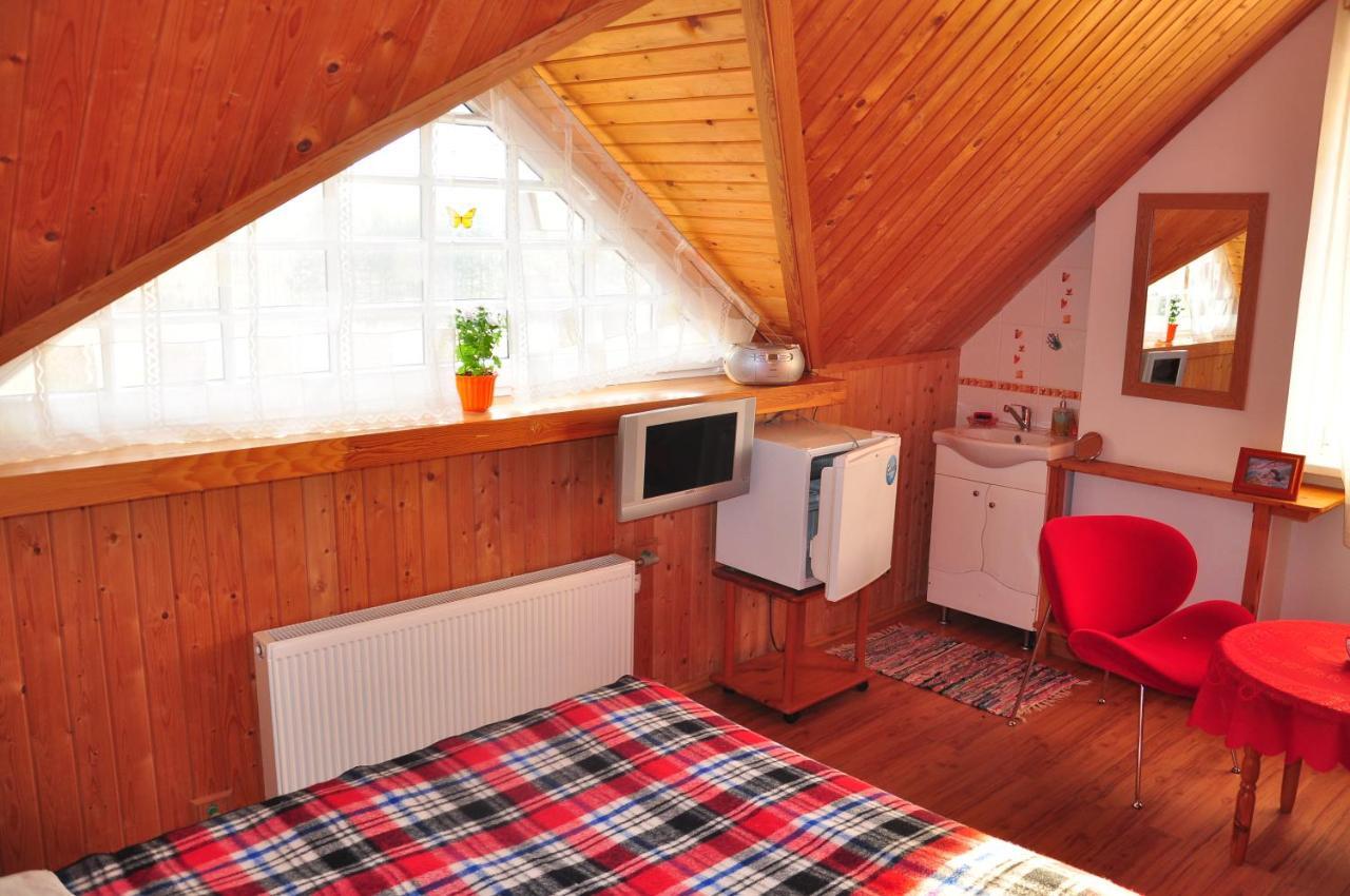 Guesthouse Leiputrija Ādaži エクステリア 写真